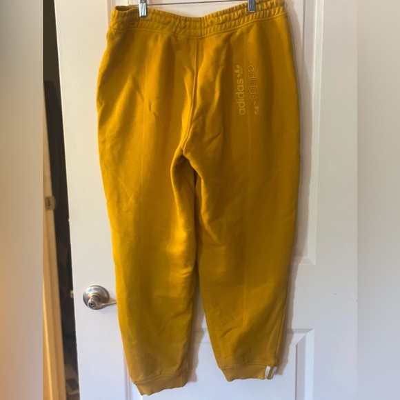 Adidas!!! Vintage soft fleece, luxury sweats. Golden mustard yellow - Picture 2 of 2